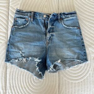Abercrombie and Fitch 90s cut off high-rise shorts